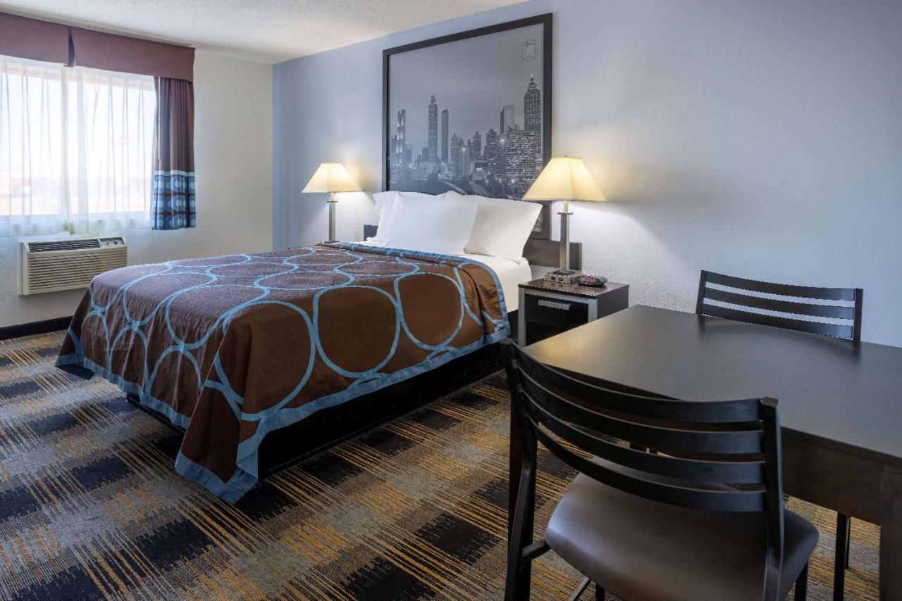 Super 8 By Wyndham Villa Rica Luaran gambar