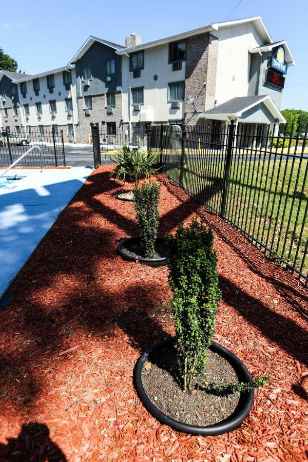 Super 8 By Wyndham Villa Rica Luaran gambar